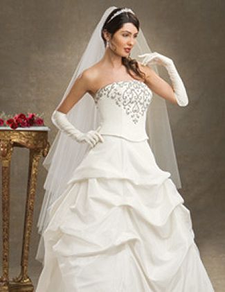 See 2012 Wedding Gowns