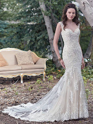 2016_Update/Maggie-Sottero-Collins-6MT266-front.jpg